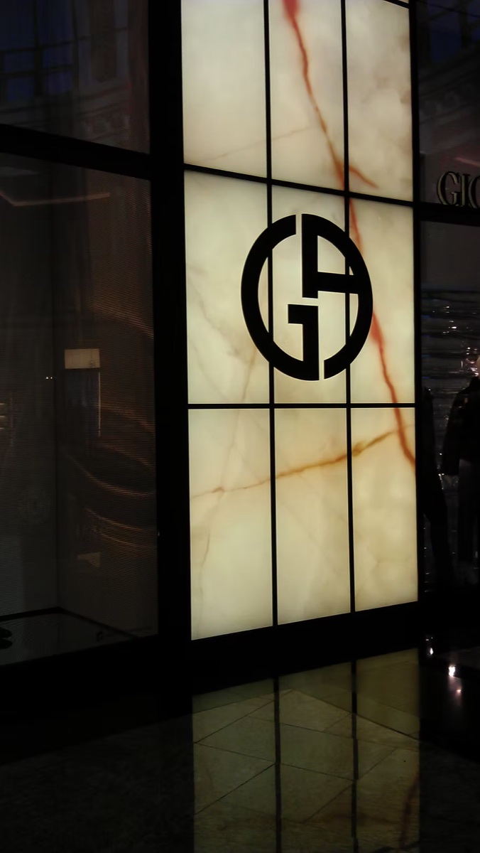Giorgio Armani — UV printing on glass · Dubai Mall