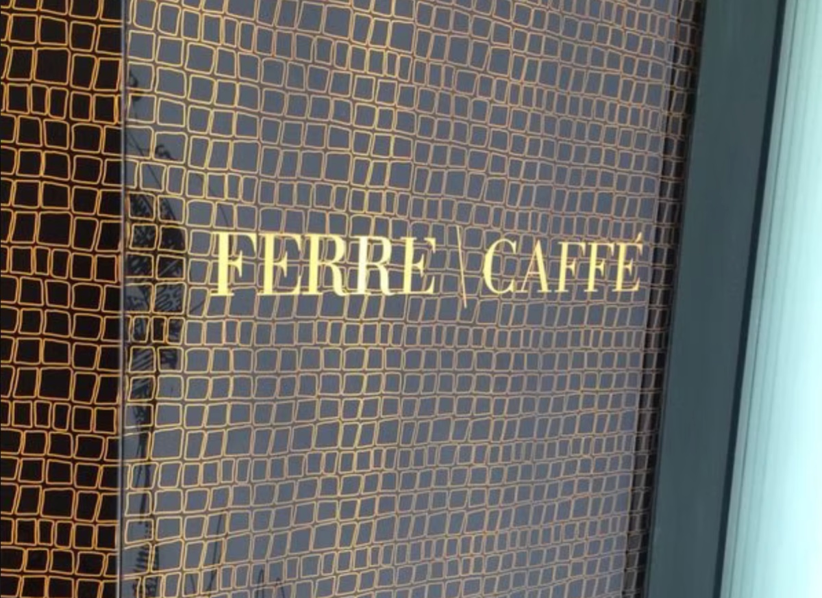 Caffe Ferre — Printed glass features in a speciality coffee house