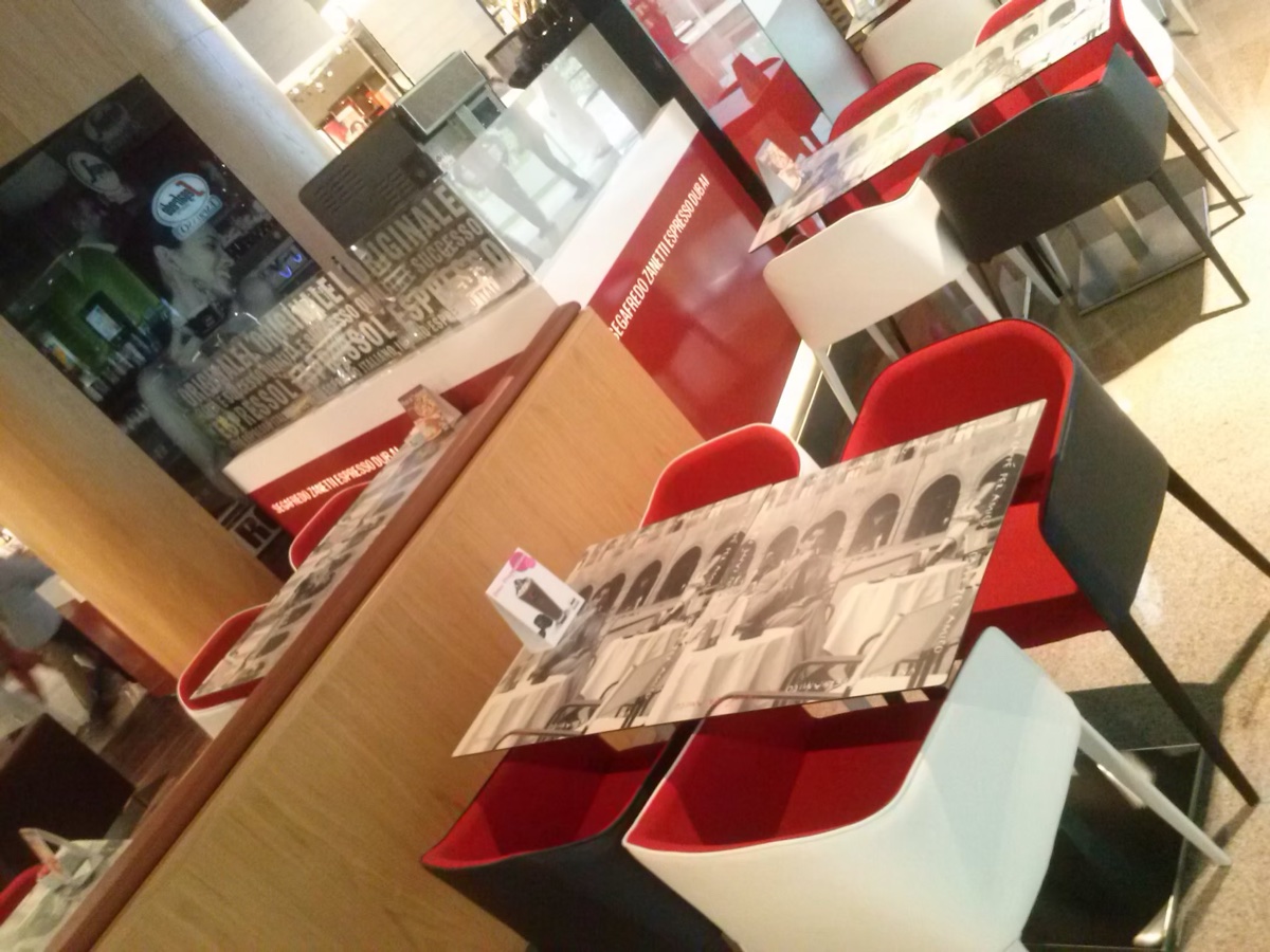 Segafredo Zanetti — Architectural printing for the espresso house