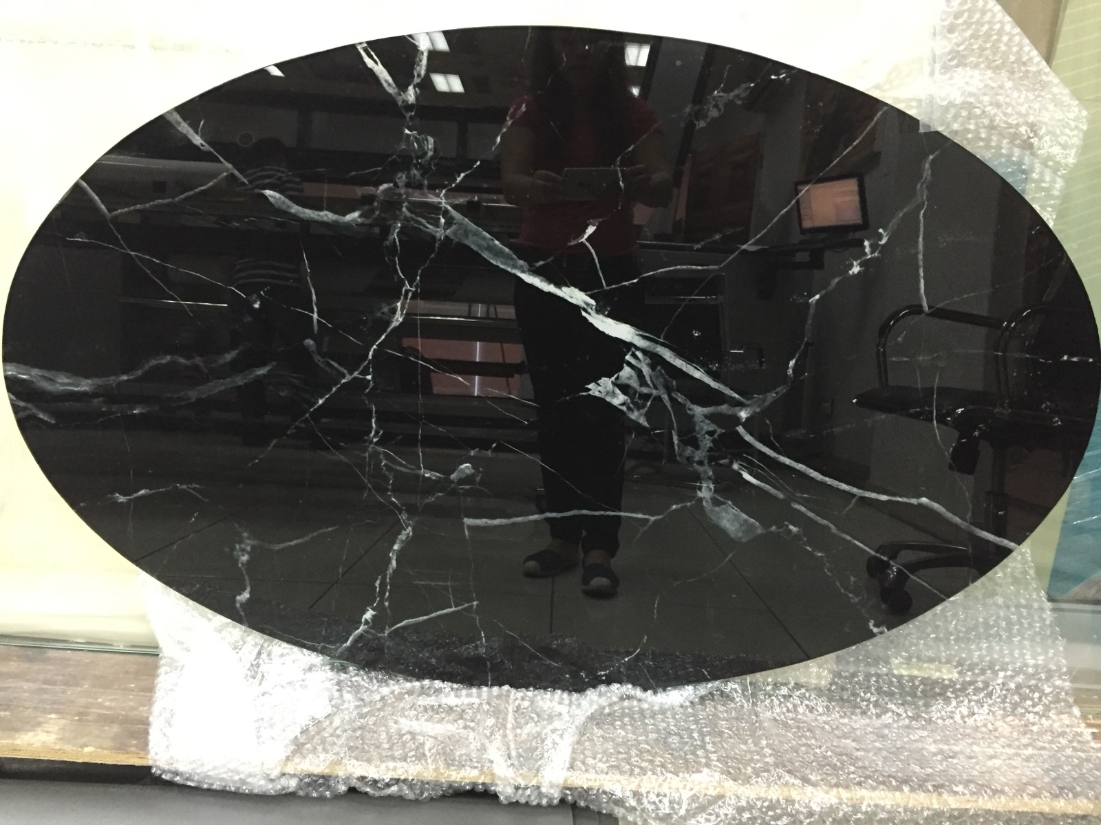 Printed glass splashback and decorative glass panel in Dubai