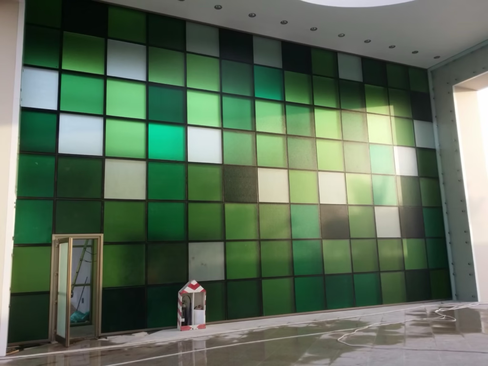 Printed glass installation in a visitor area of Umm Al Emarat Park, Abu Dhabi
